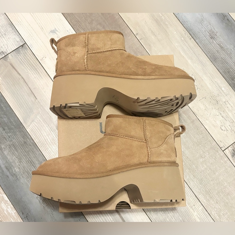 NWT UGG Classic Ultra Mini New Heights Boots Chestnut Platform Heel 9 BRAND NEW - Picture 2 of 11